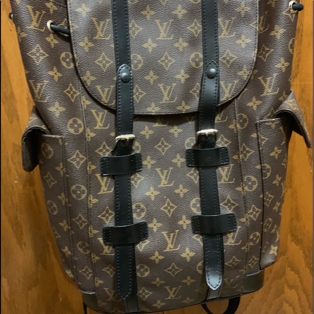 Louis Vuitton Christopher PM